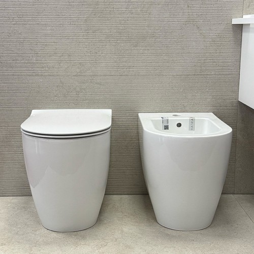 Set sanitari hatria futura - futura, a